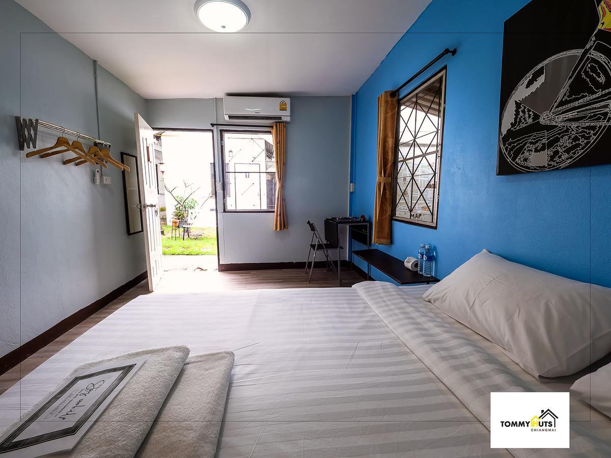 Tommy Huts Hotel Chiang Mai Exterior foto