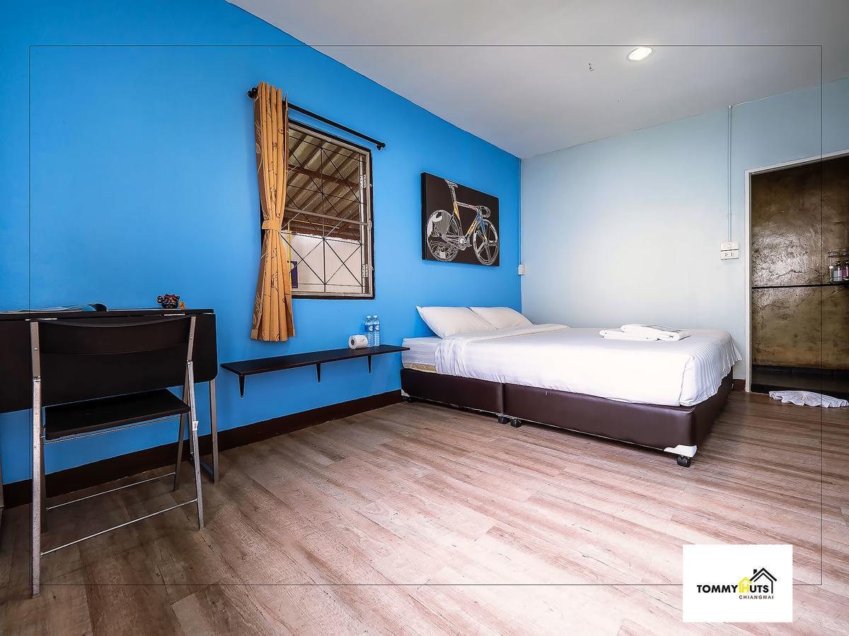 Tommy Huts Hotel Chiang Mai Exterior foto