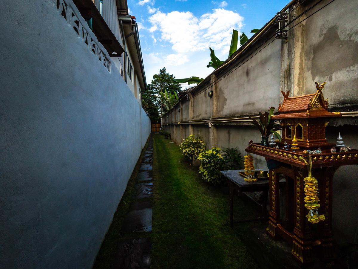 Tommy Huts Hotel Chiang Mai Exterior foto