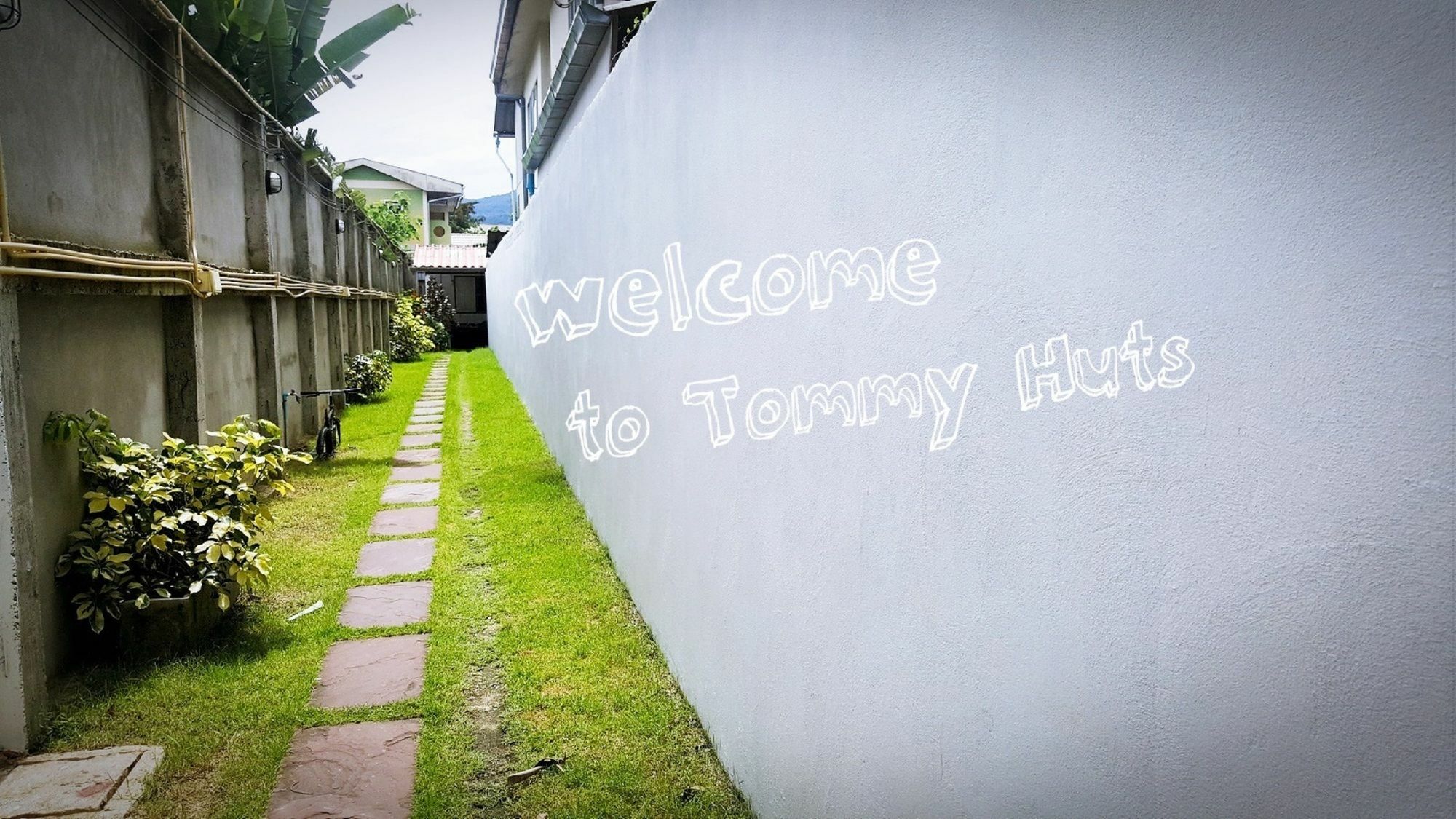 Tommy Huts Hotel Chiang Mai Exterior foto