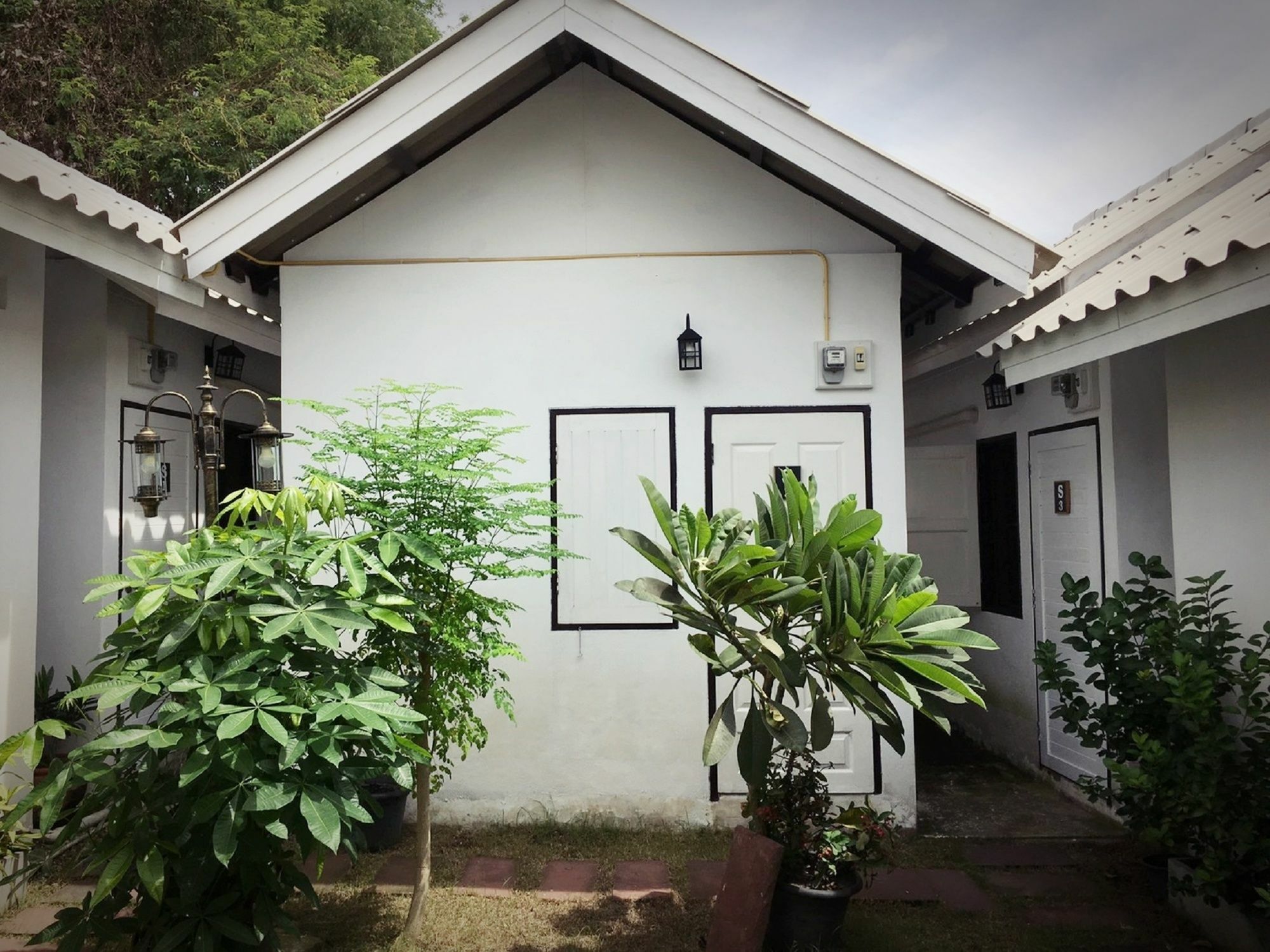 Tommy Huts Hotel Chiang Mai Exterior foto